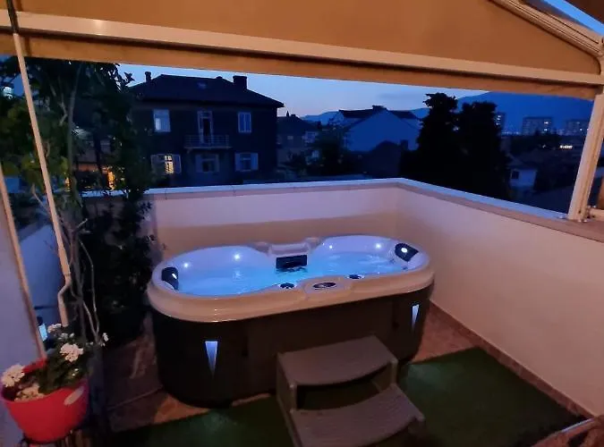 Bella Sanja Спліт